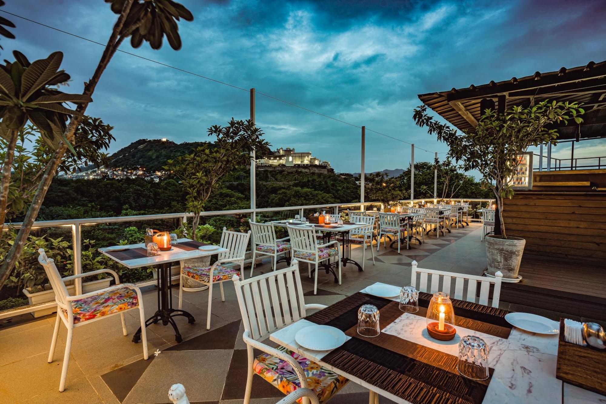 Tripli Hotels Shiv Villas Udaipur Exterior foto