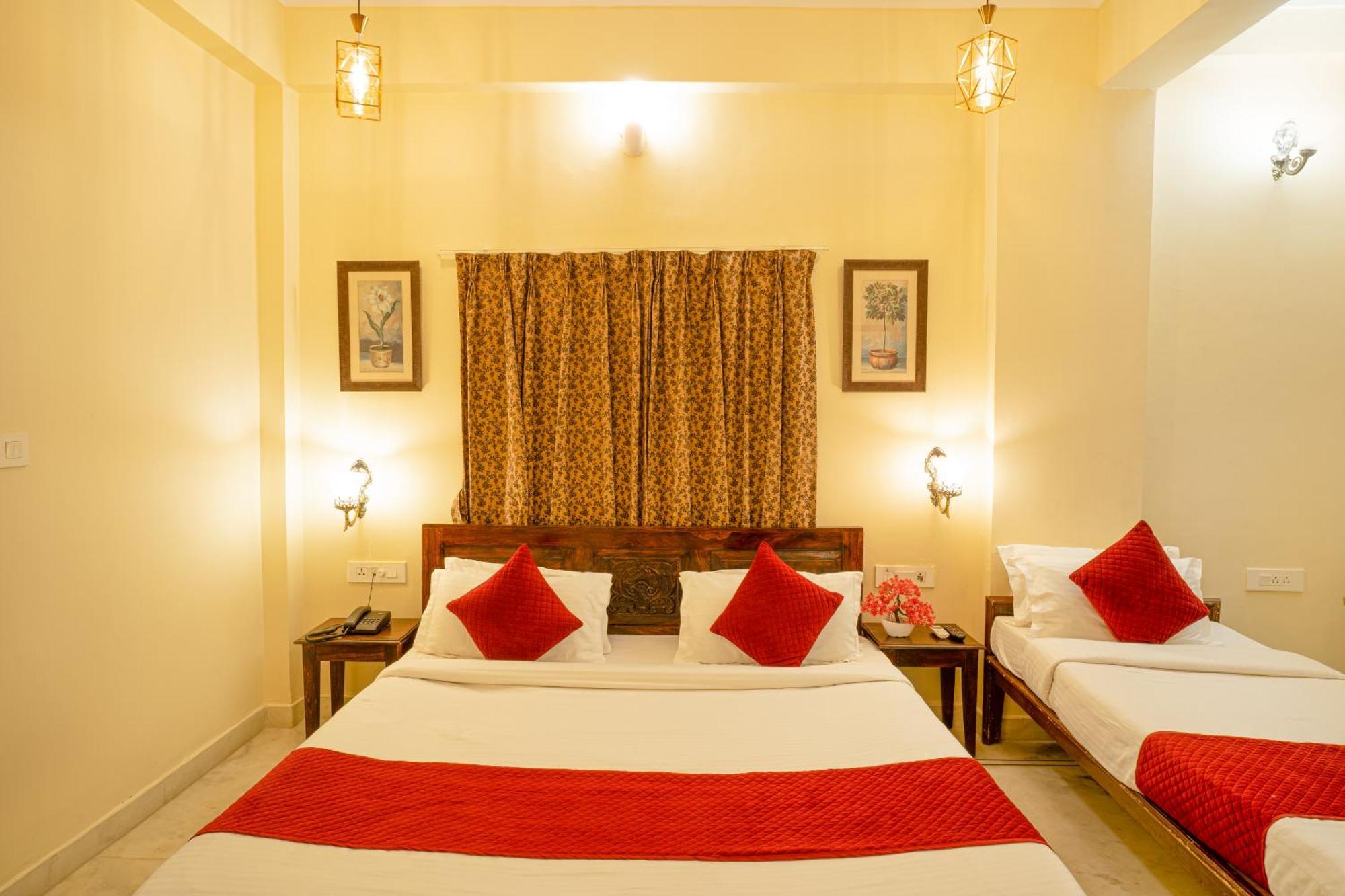 Tripli Hotels Shiv Villas Udaipur Exterior foto